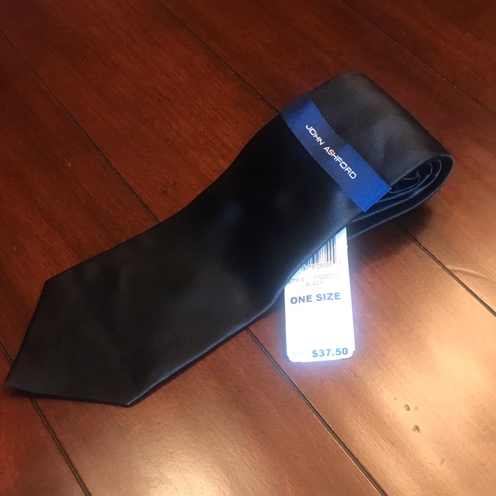 NWT Men’s John Ashford Black Satin Tie